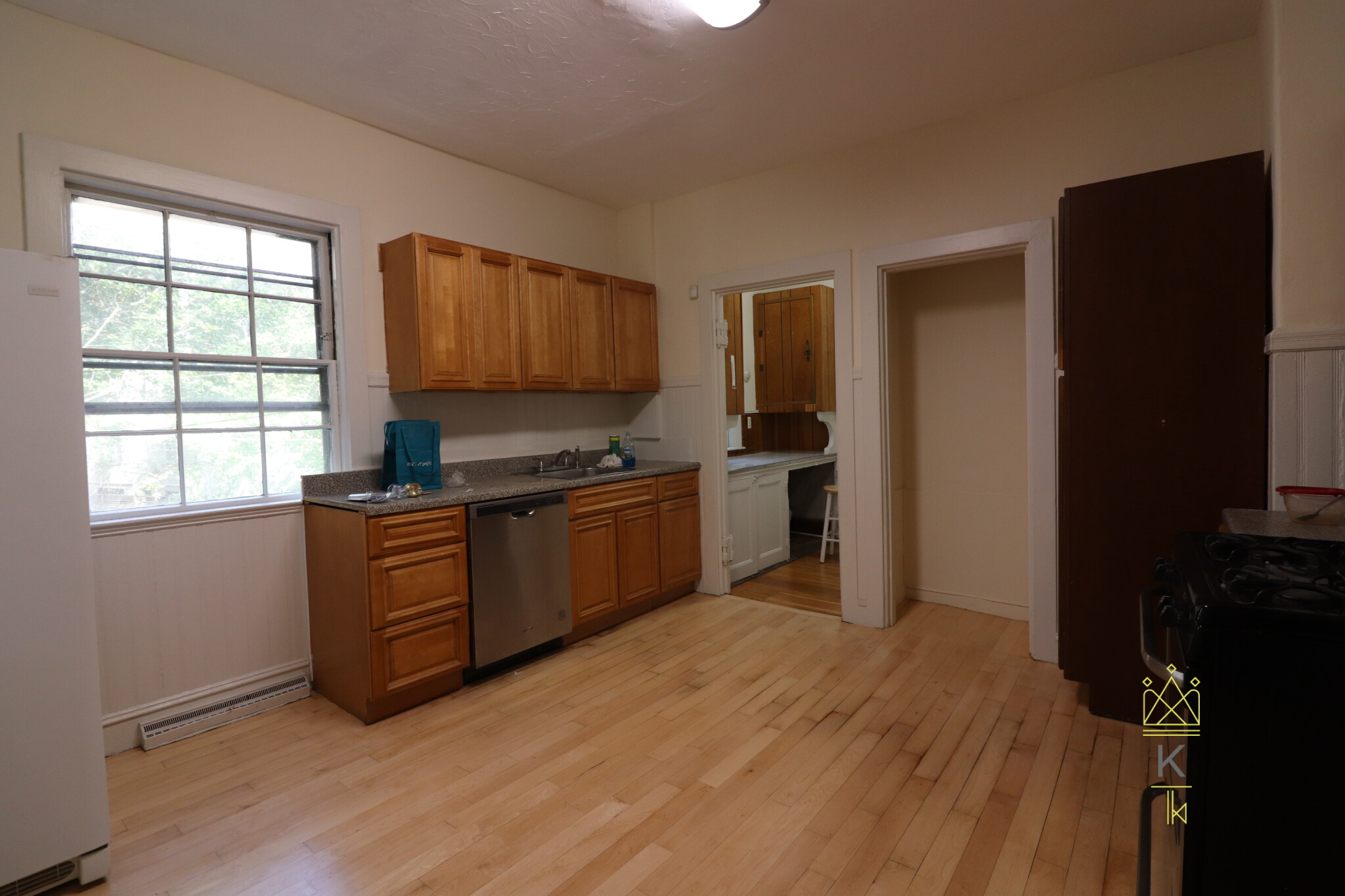 12 Braemore Rd, Brighton