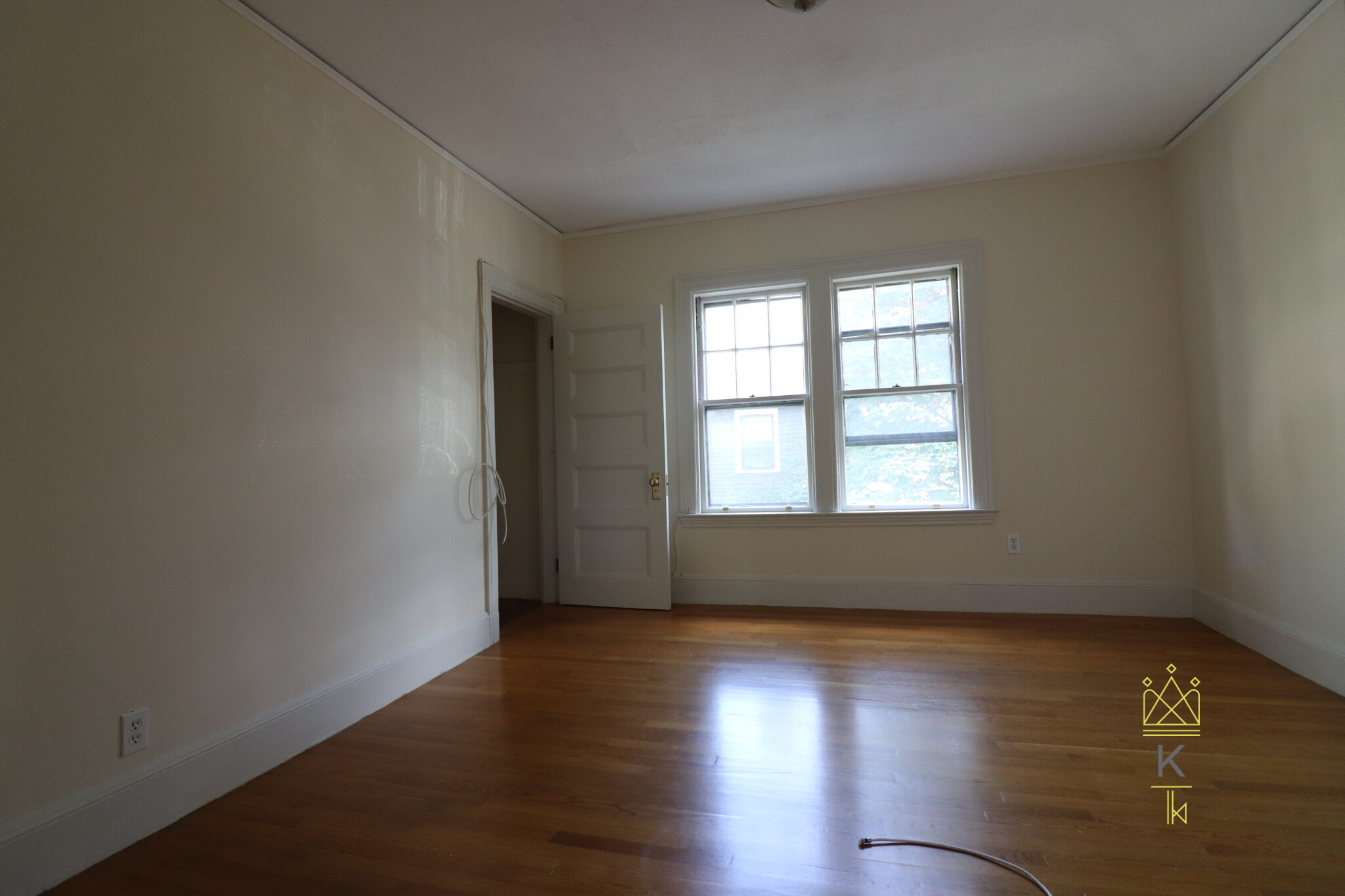 12 Braemore Rd, Brighton