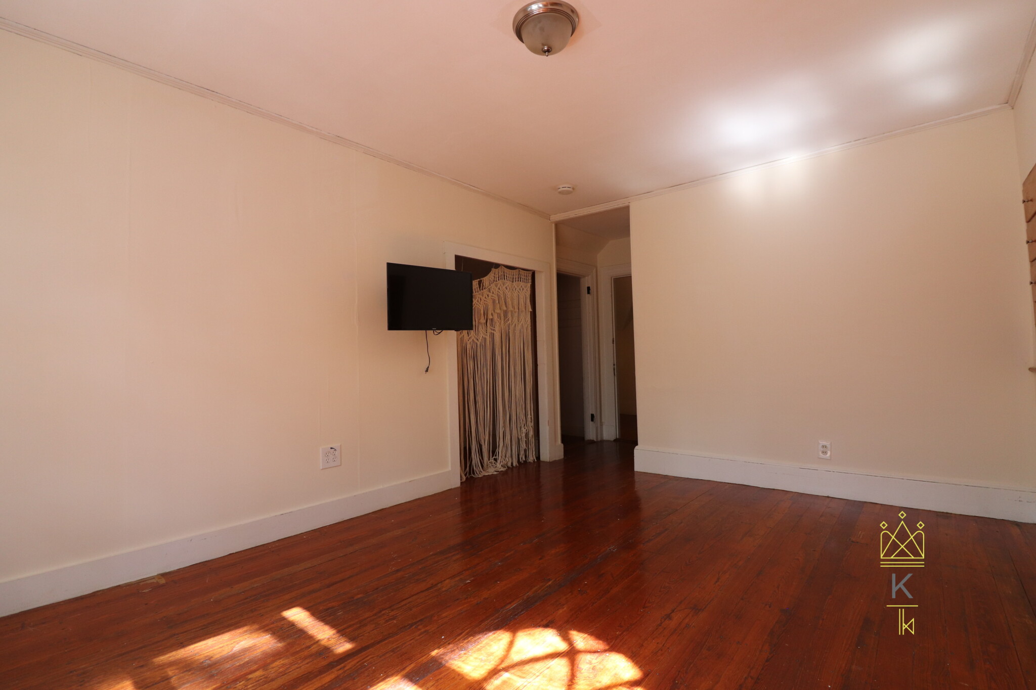 12 Braemore Rd, Brighton