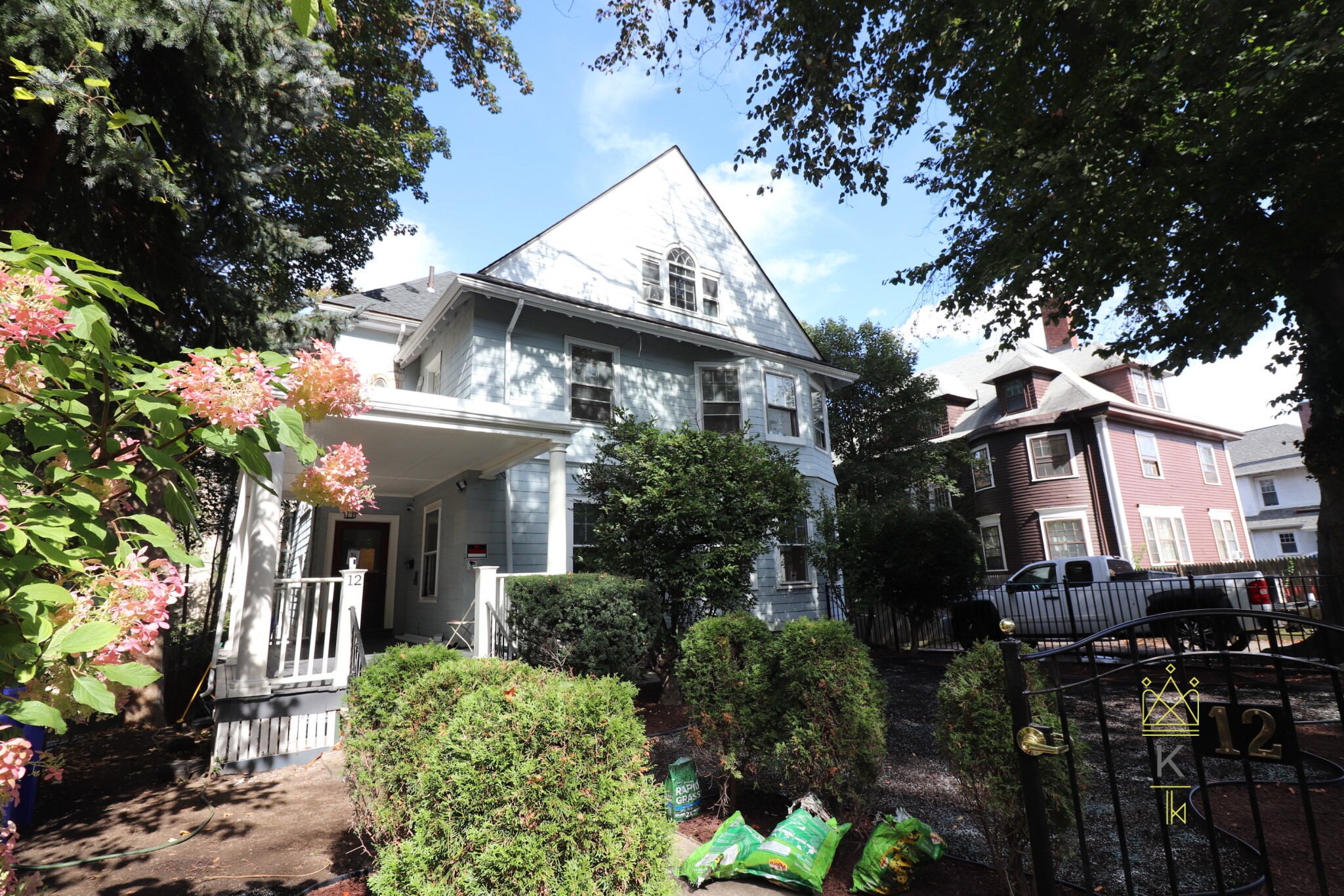 12 Braemore Rd, Brighton