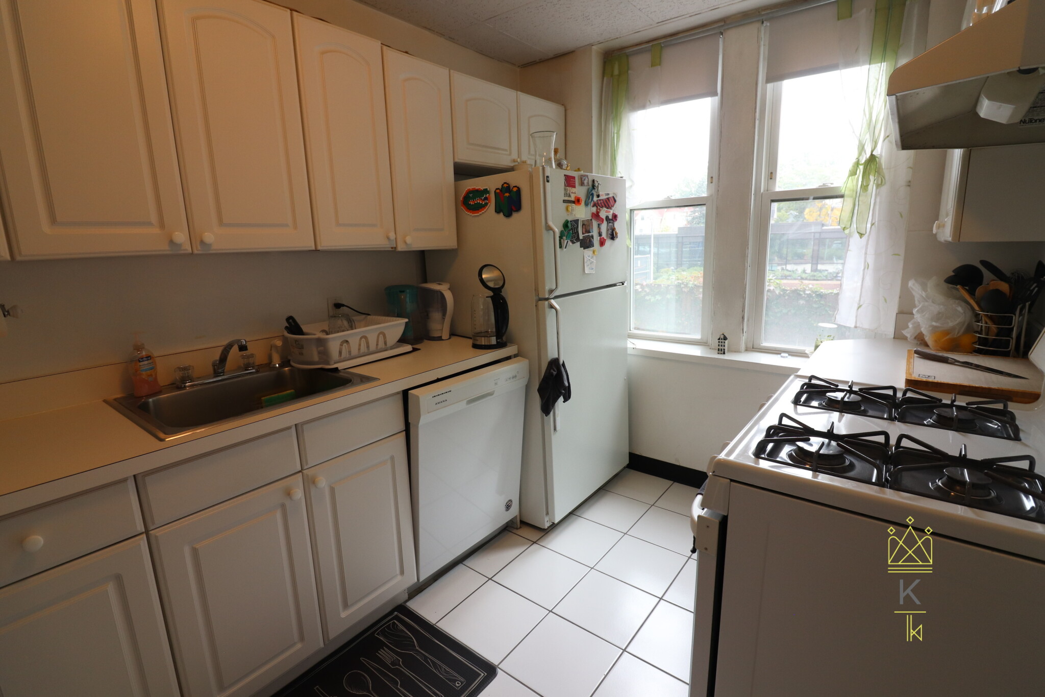 44 Longwood Ave, Longwood