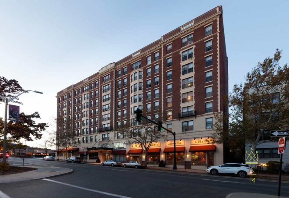 1284 Beacon St, Coolidge Corner