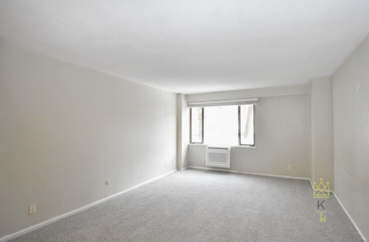 1530 Beacon St, Coolidge Corner