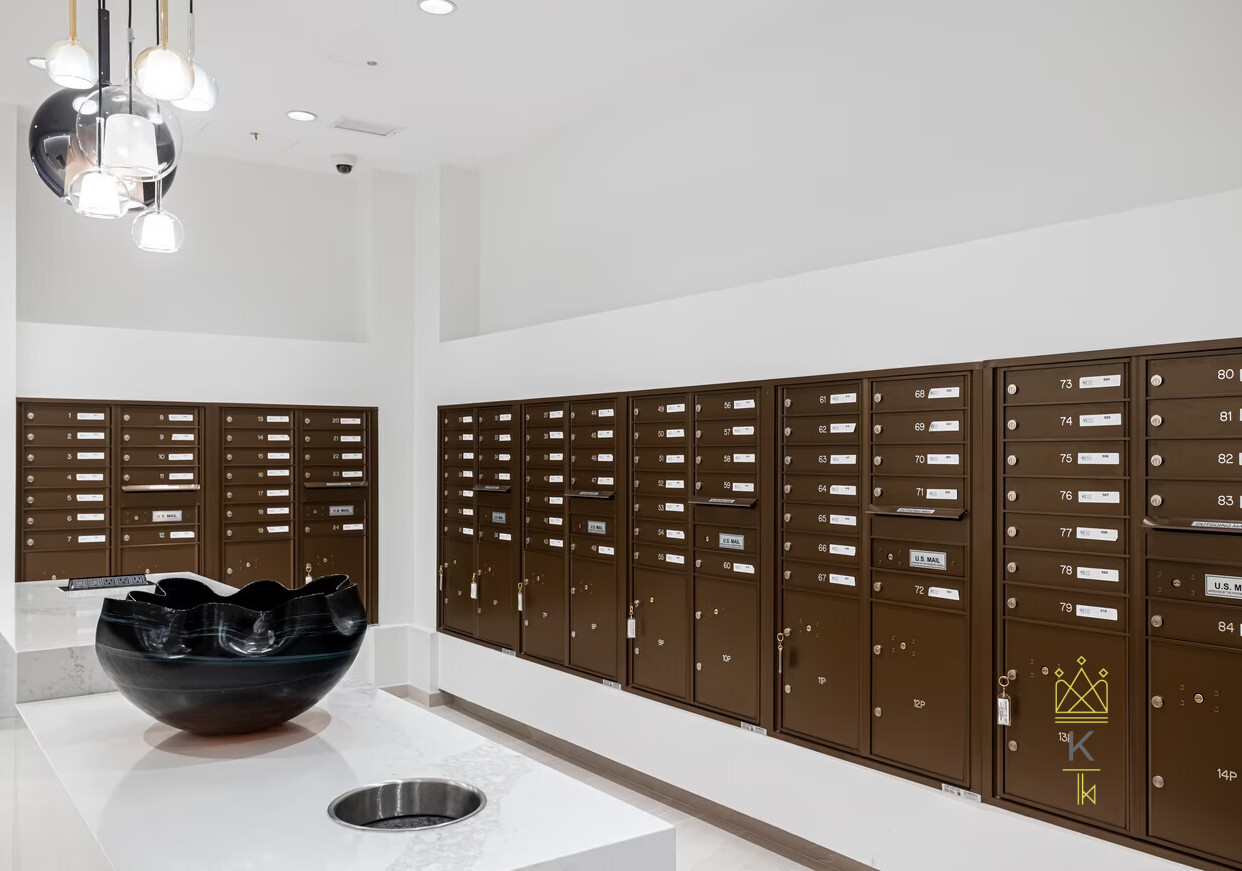 95 Saint Alphonsus St, Mission Hill