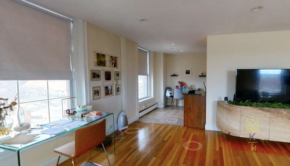 1284 Beacon St, Coolidge Corner