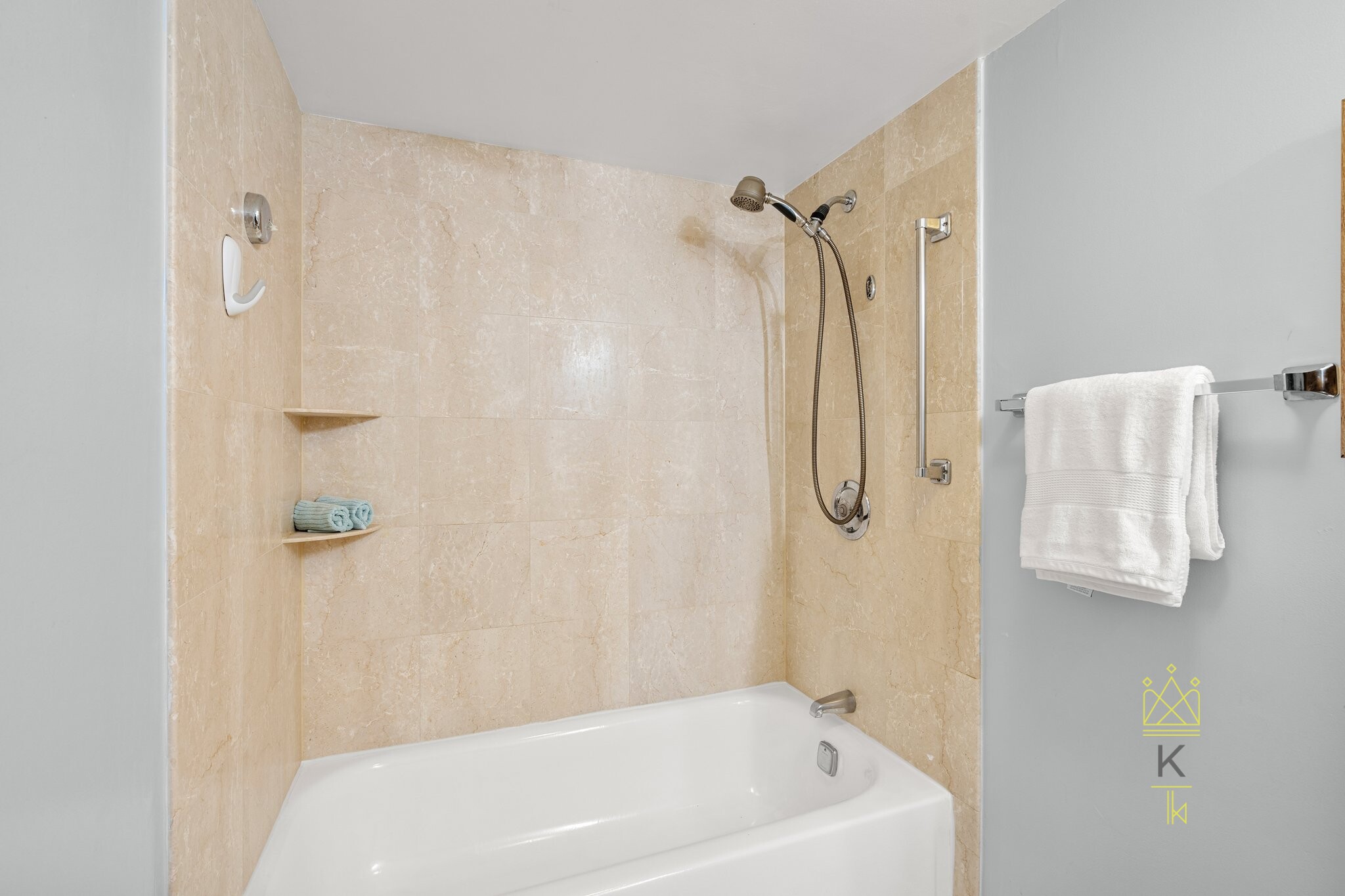 99 Pond Ave, Brookline Village