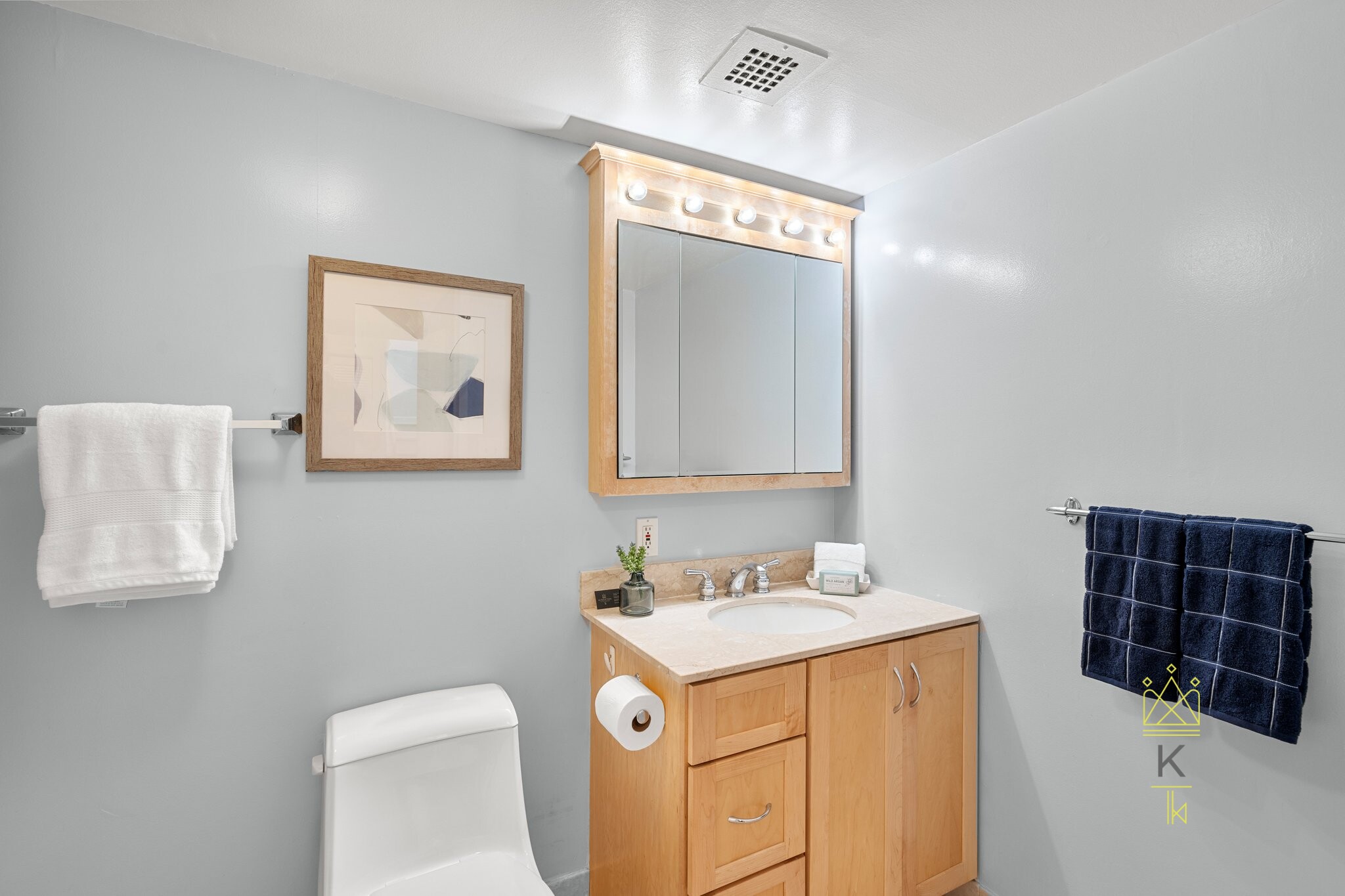 99 Pond Ave, Brookline Village