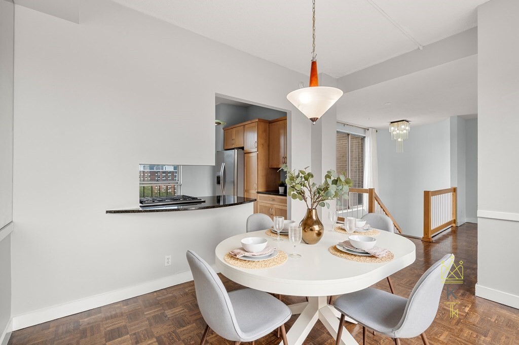 99 Pond Ave, Brookline Village