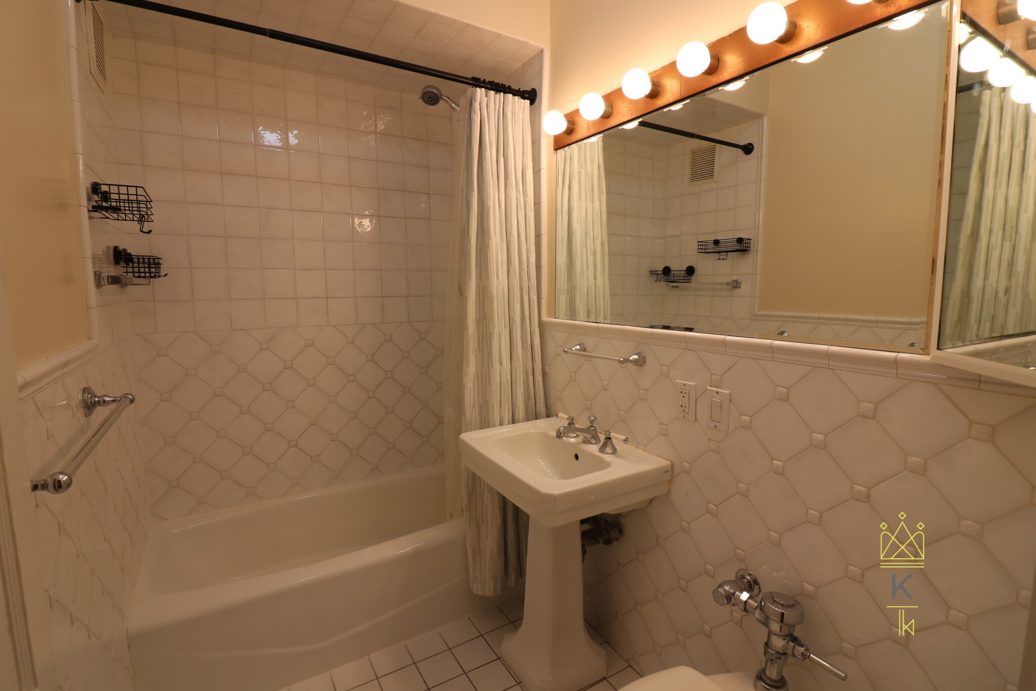 1477 Beacon St, Coolidge Corner