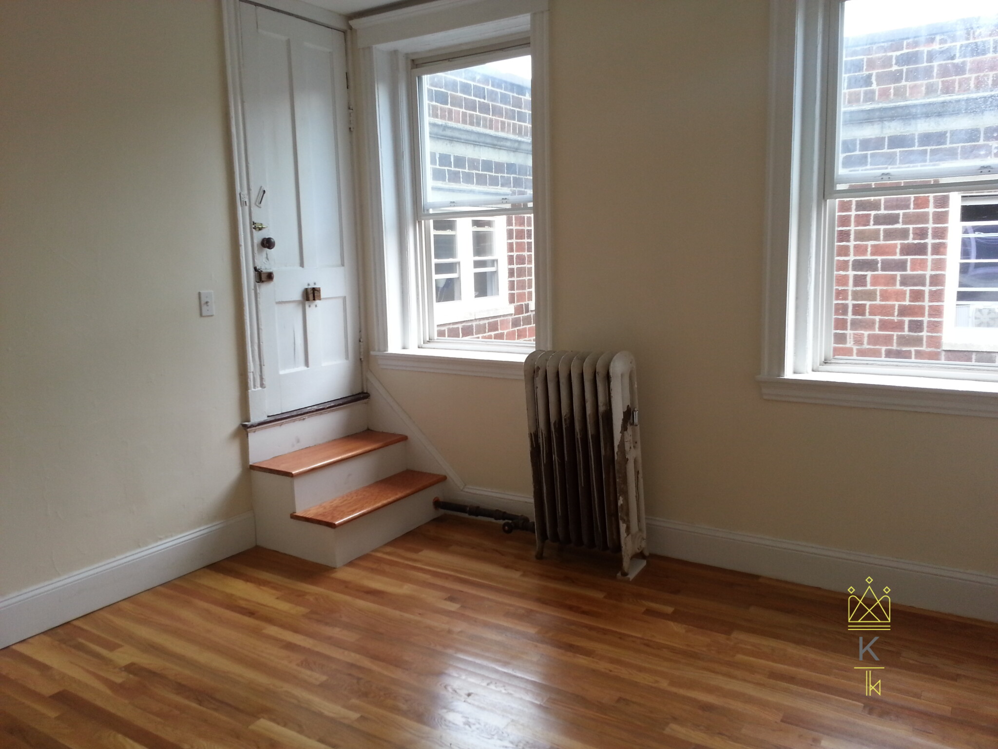 62 Egmont St, Coolidge Corner