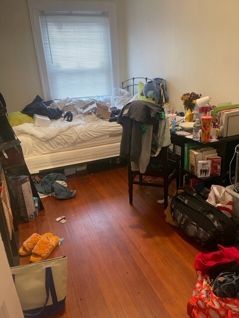 186 Naples Rd, Coolidge Corner