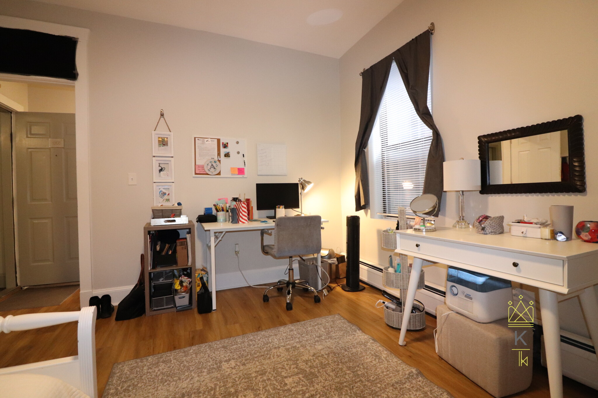 833 Beacon St, Fenway