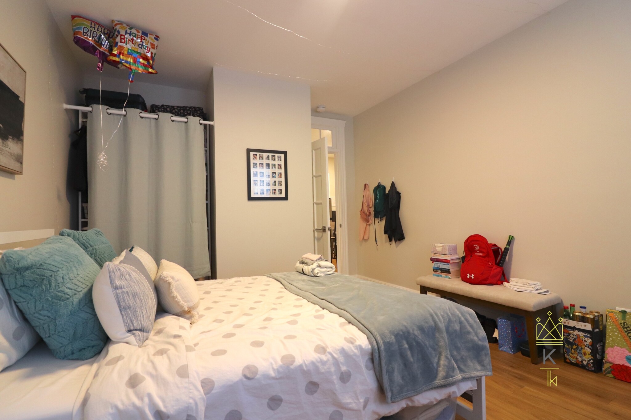 833 Beacon St, Fenway