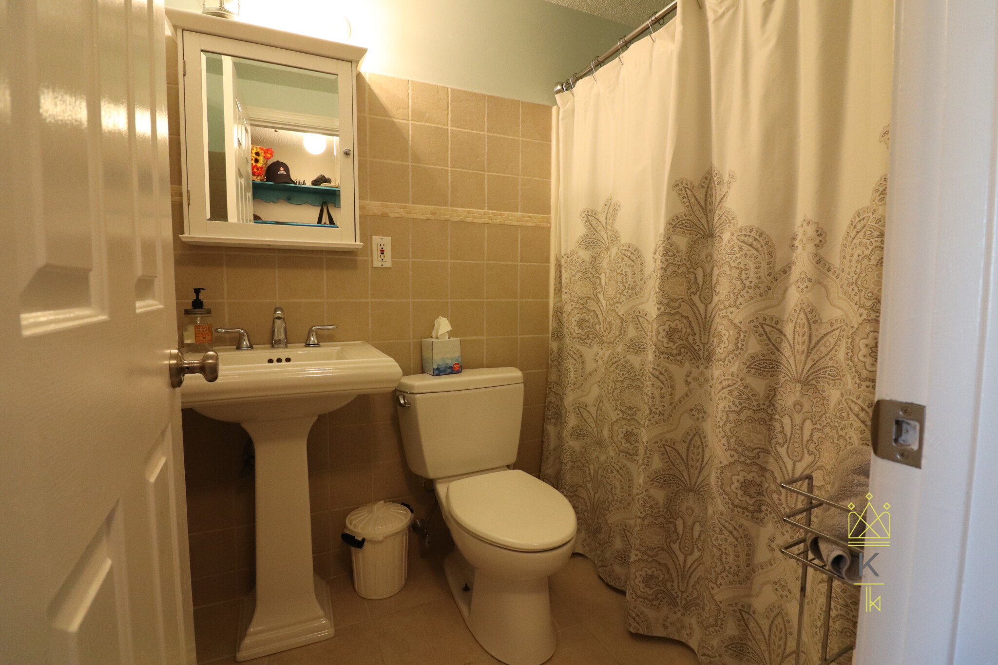 2456 Massachusetts Ave, North Cambridge