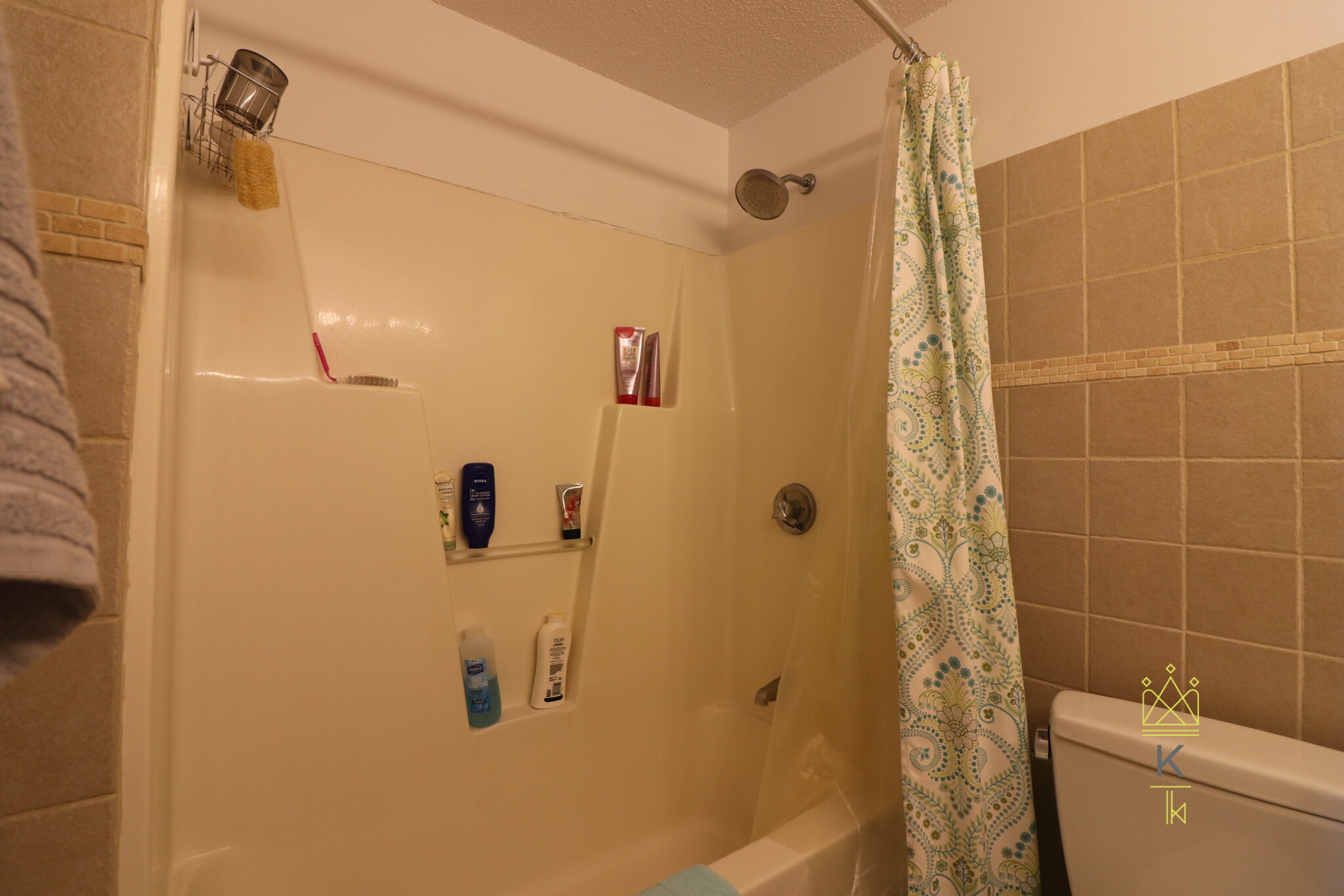 2456 Massachusetts Ave, North Cambridge