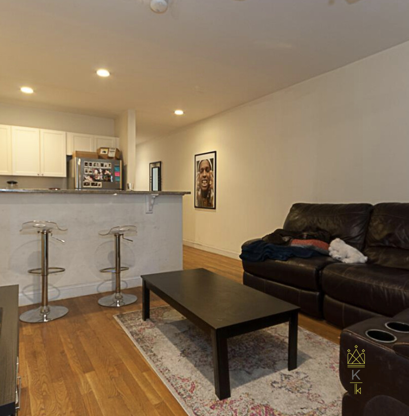 318 Saint Paul St, Coolidge Corner