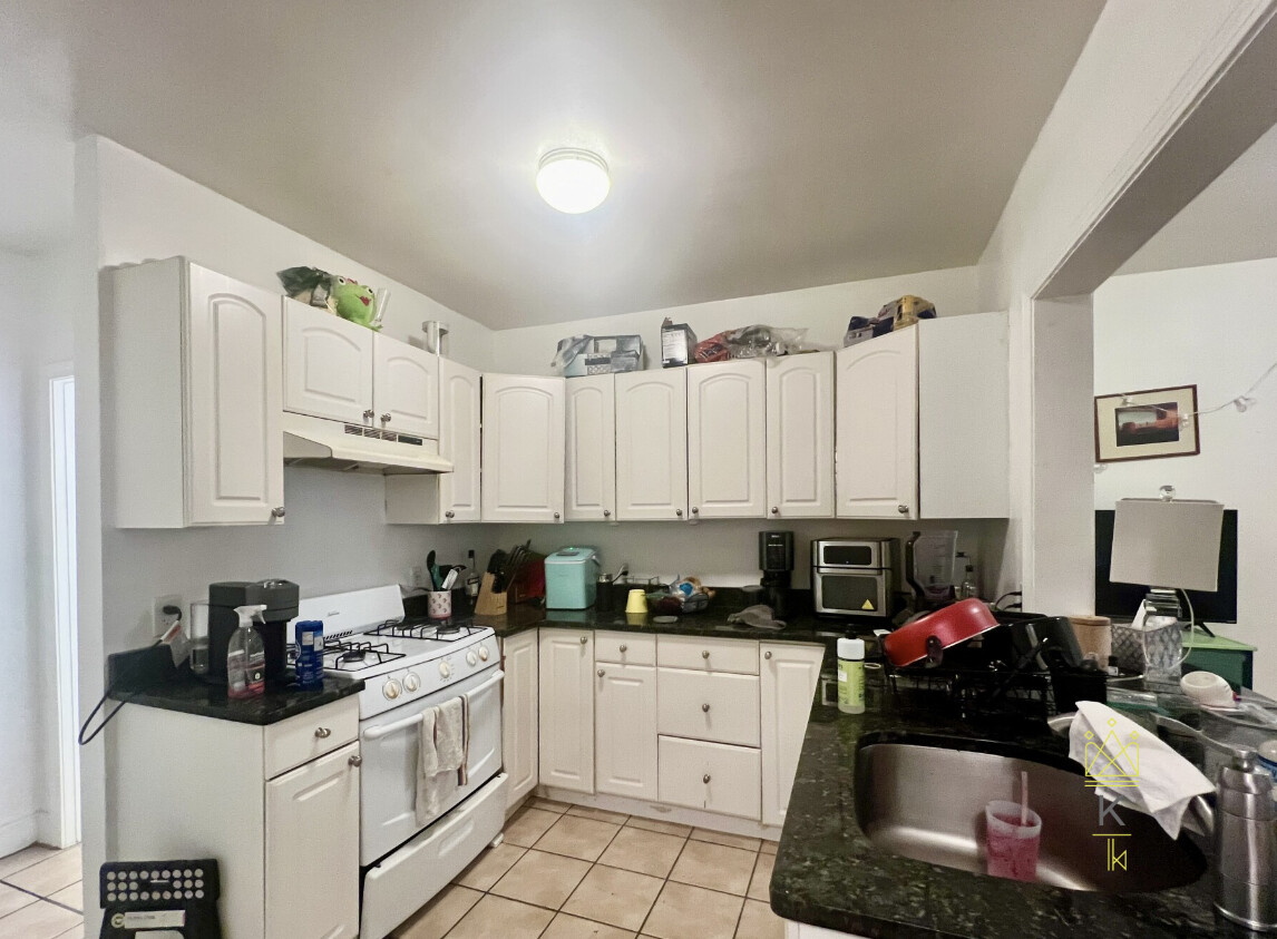 62 Egmont, Coolidge Corner