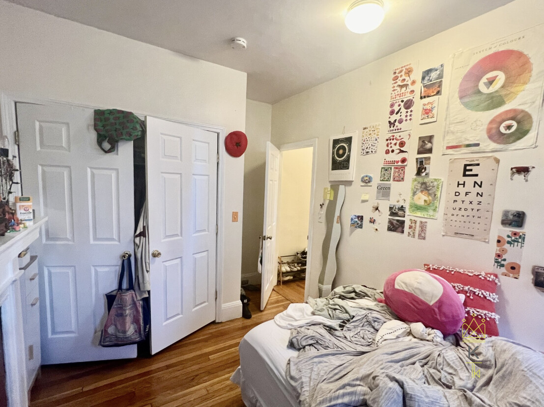 62 Egmont, Coolidge Corner