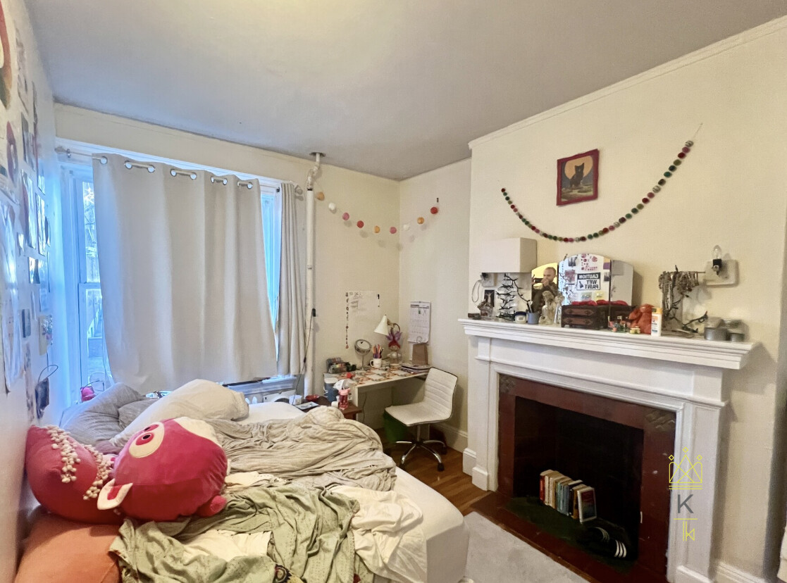 62 Egmont, Coolidge Corner