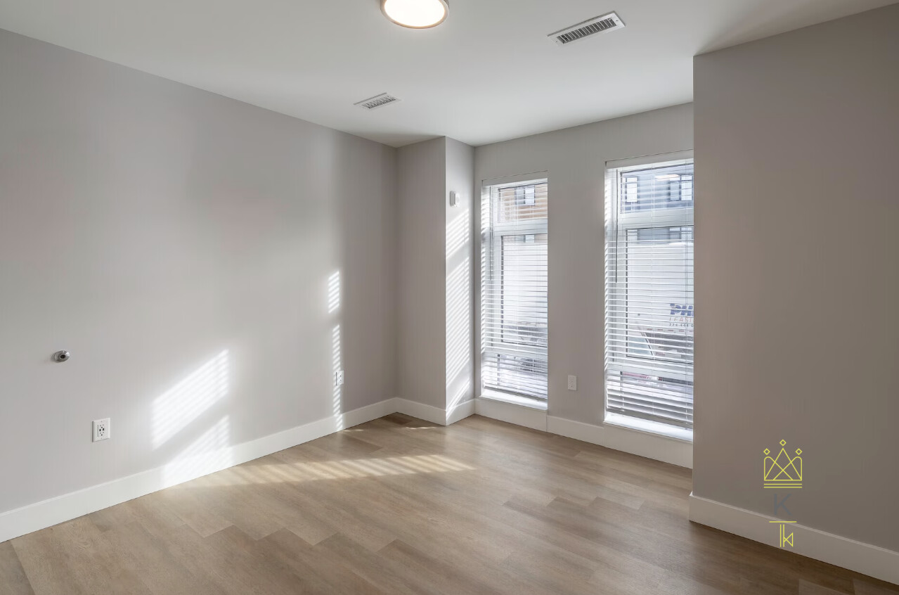 250 Centre St, Jamaica Plain