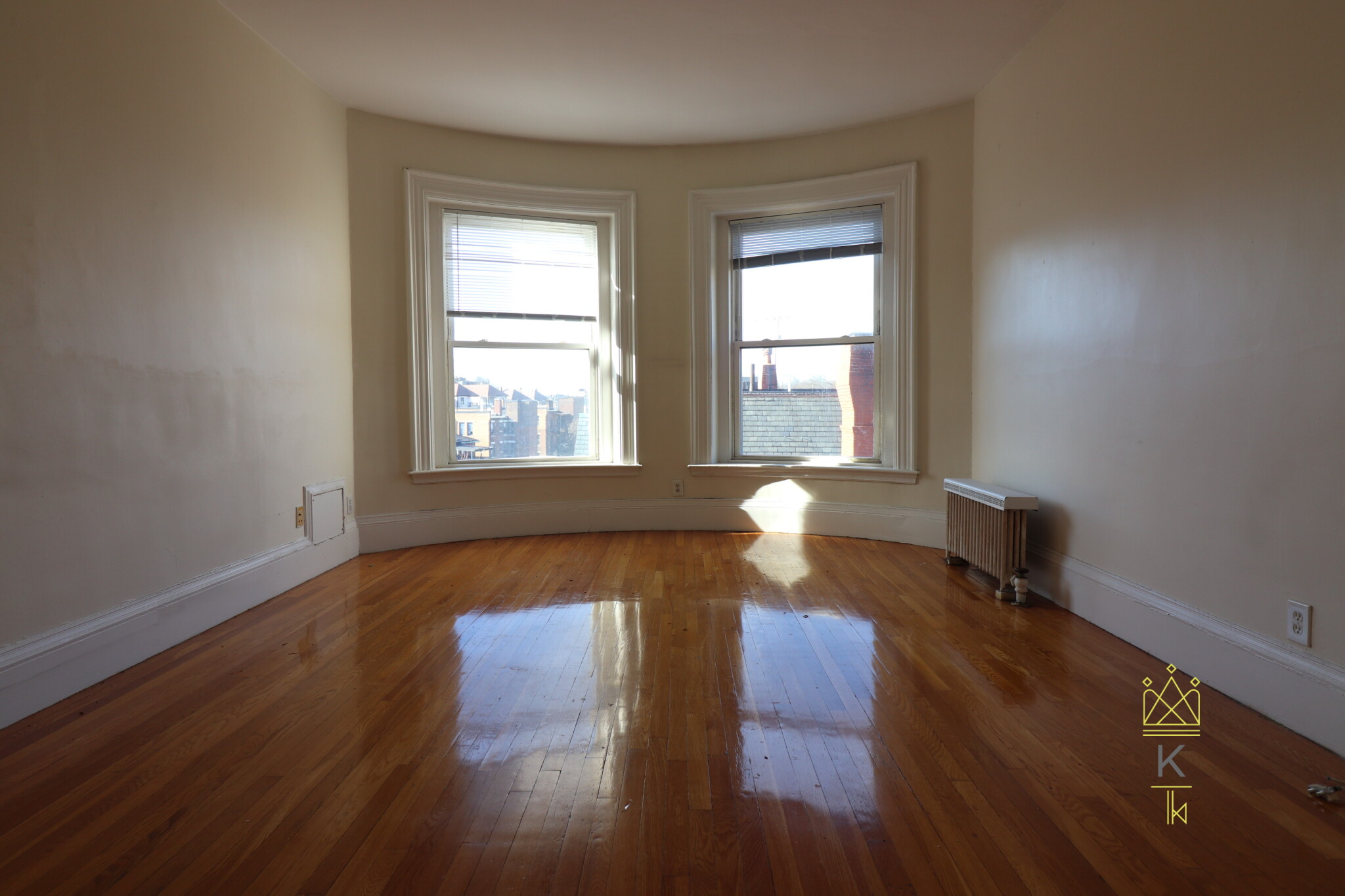 1569 Beacon St, Coolidge Corner