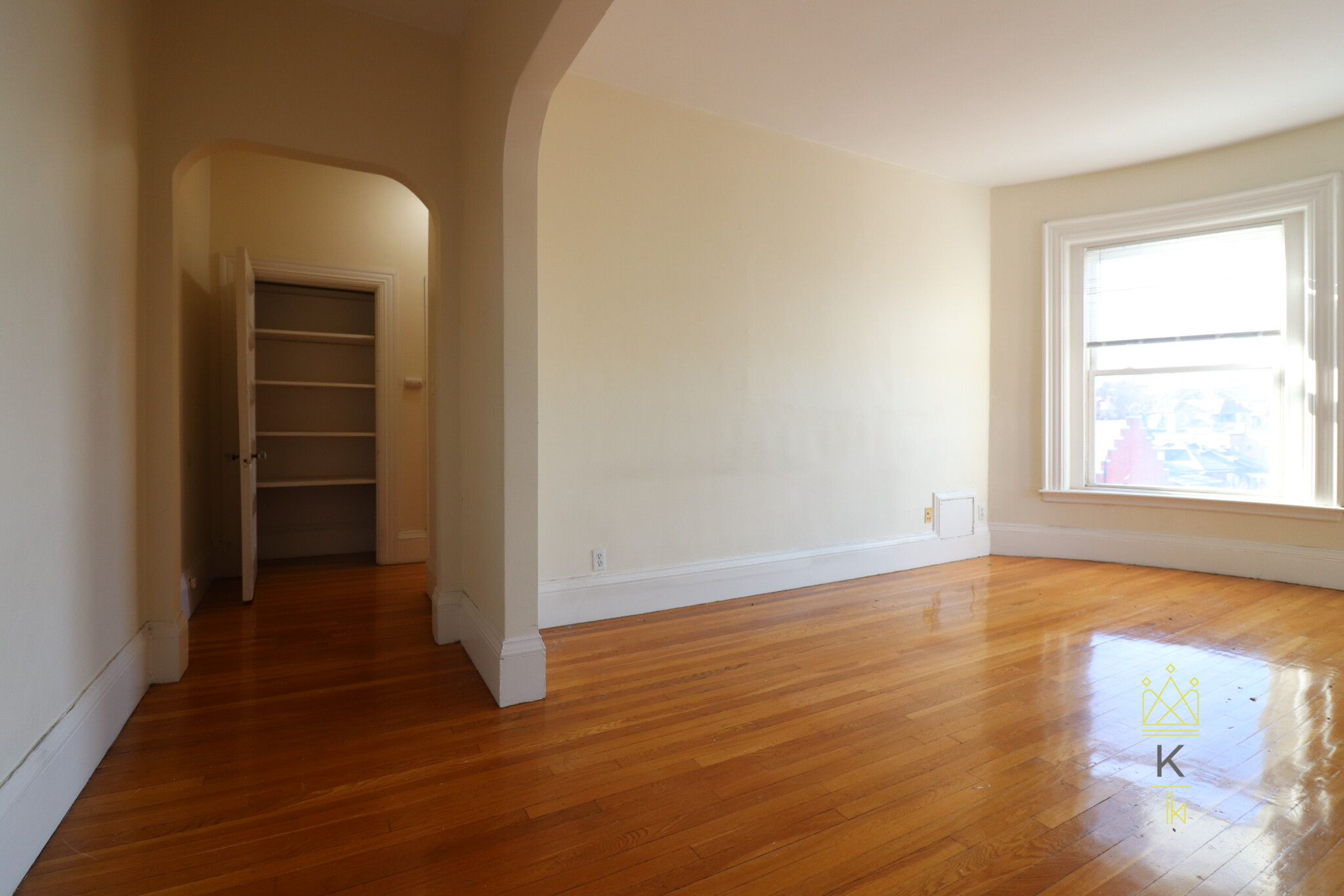 1569 Beacon St, Coolidge Corner