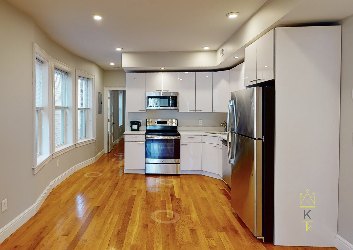 900 Massachusetts Ave, Riverside