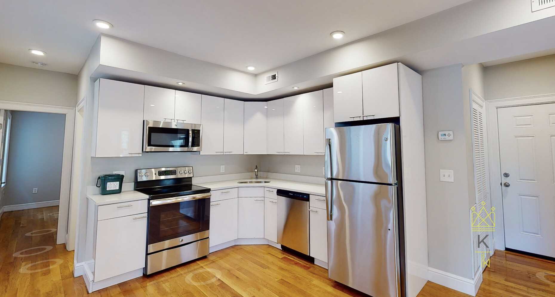 900 Massachusetts Ave, Riverside