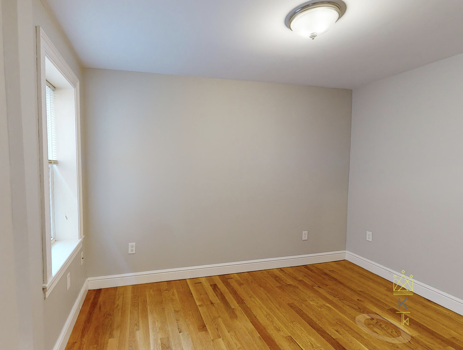 900 Massachusetts Ave, Riverside