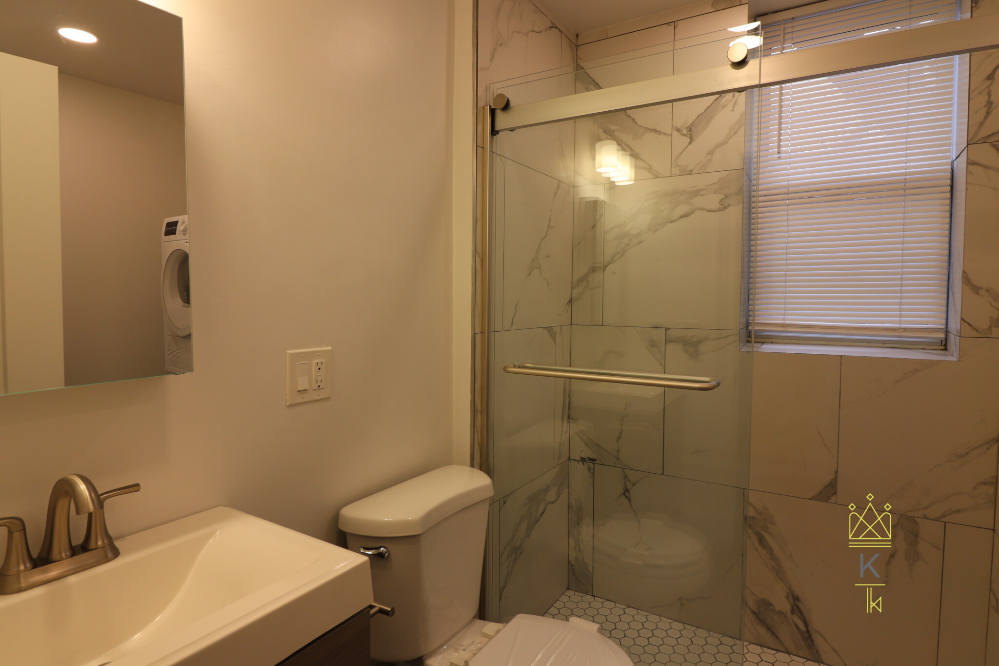 124 Peterborough St, Fenway