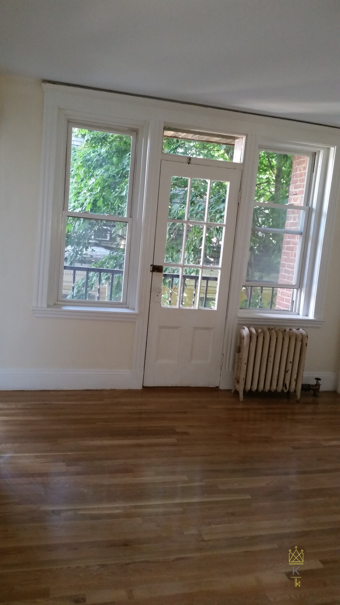 28 Quint Ave, Allston