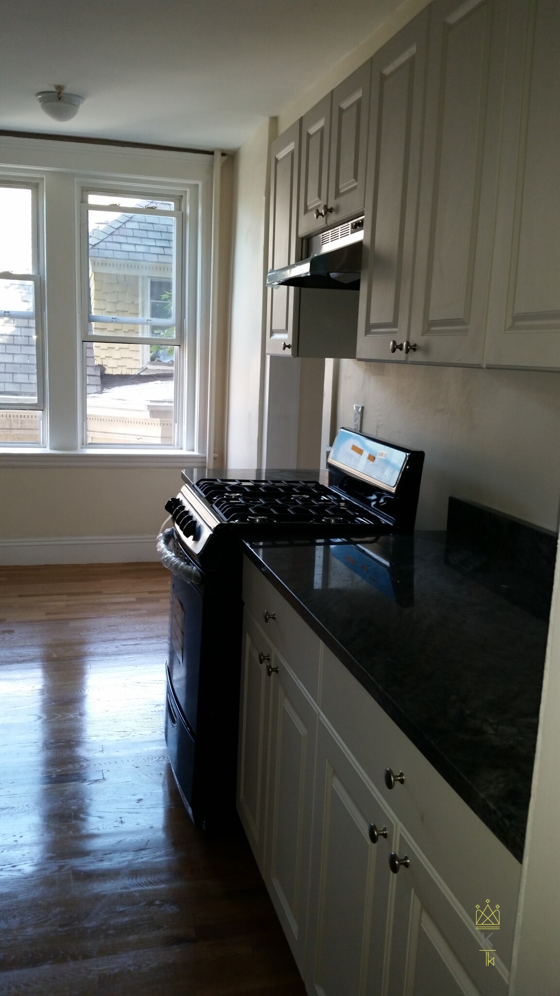 28 Quint Ave, Allston