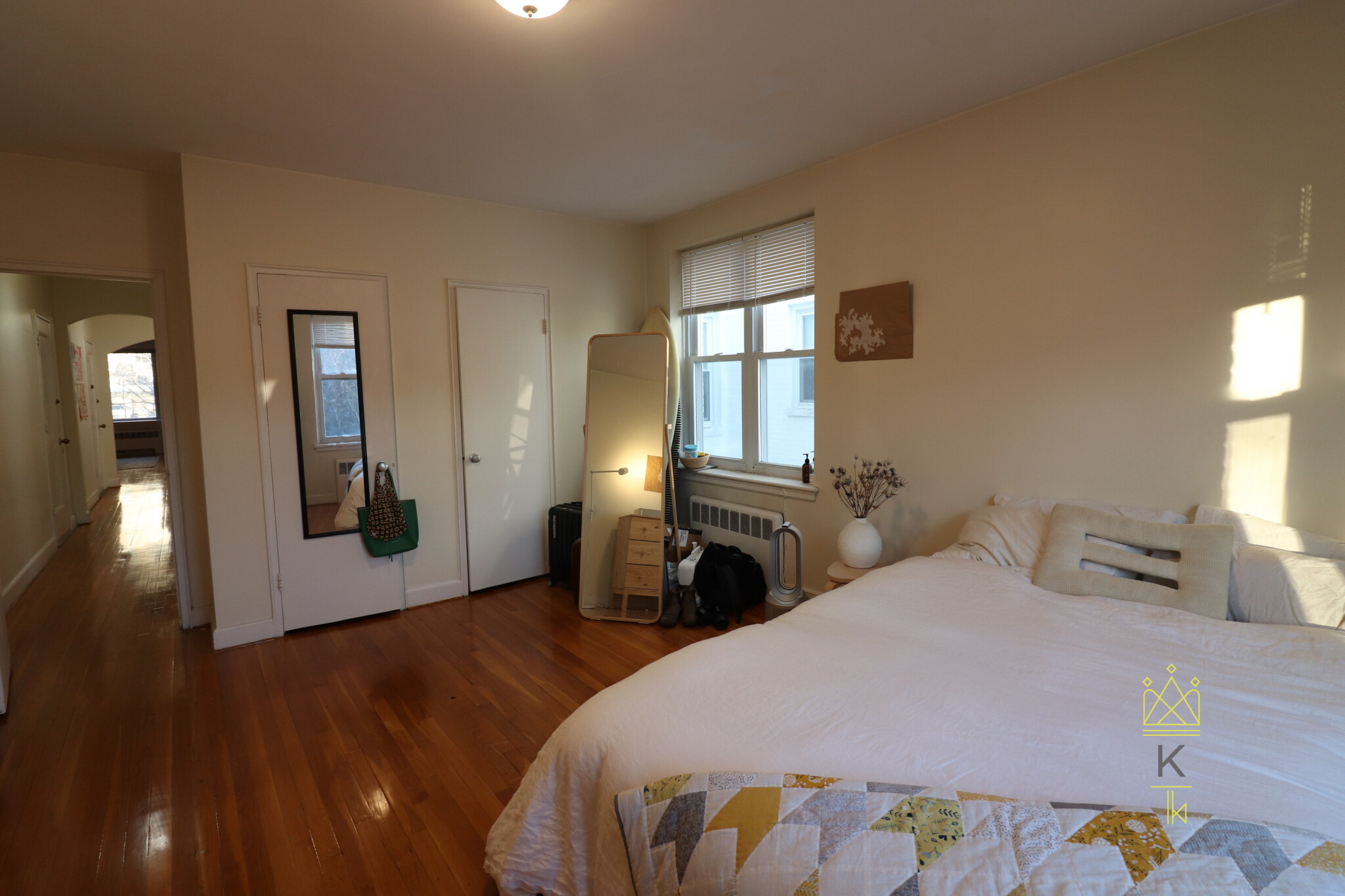 1527 Beacon St, Washington Square