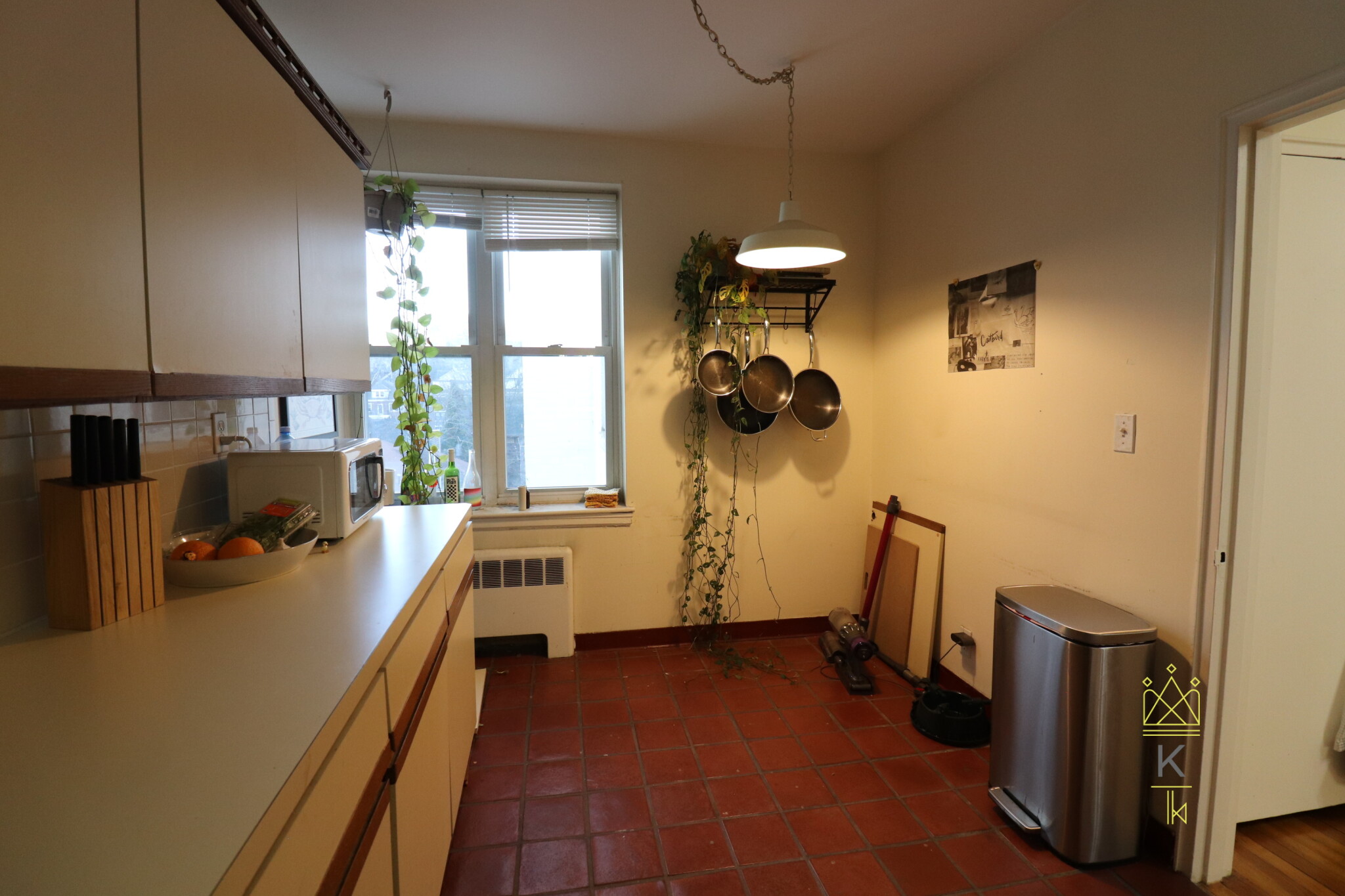 1527 Beacon St, Washington Square