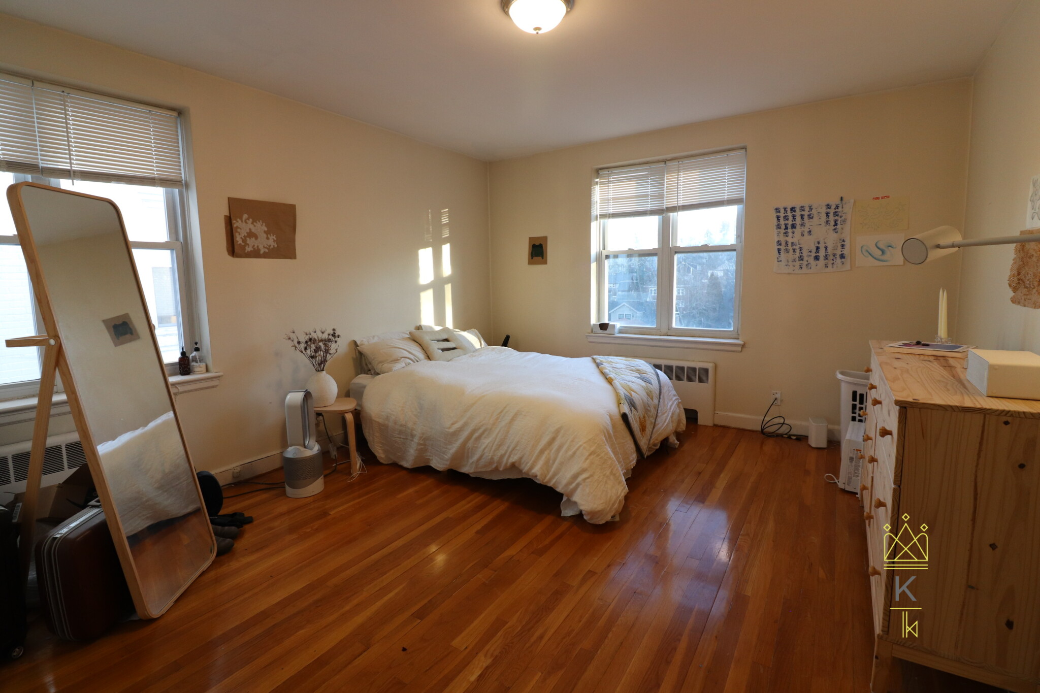 1527 Beacon St, Washington Square