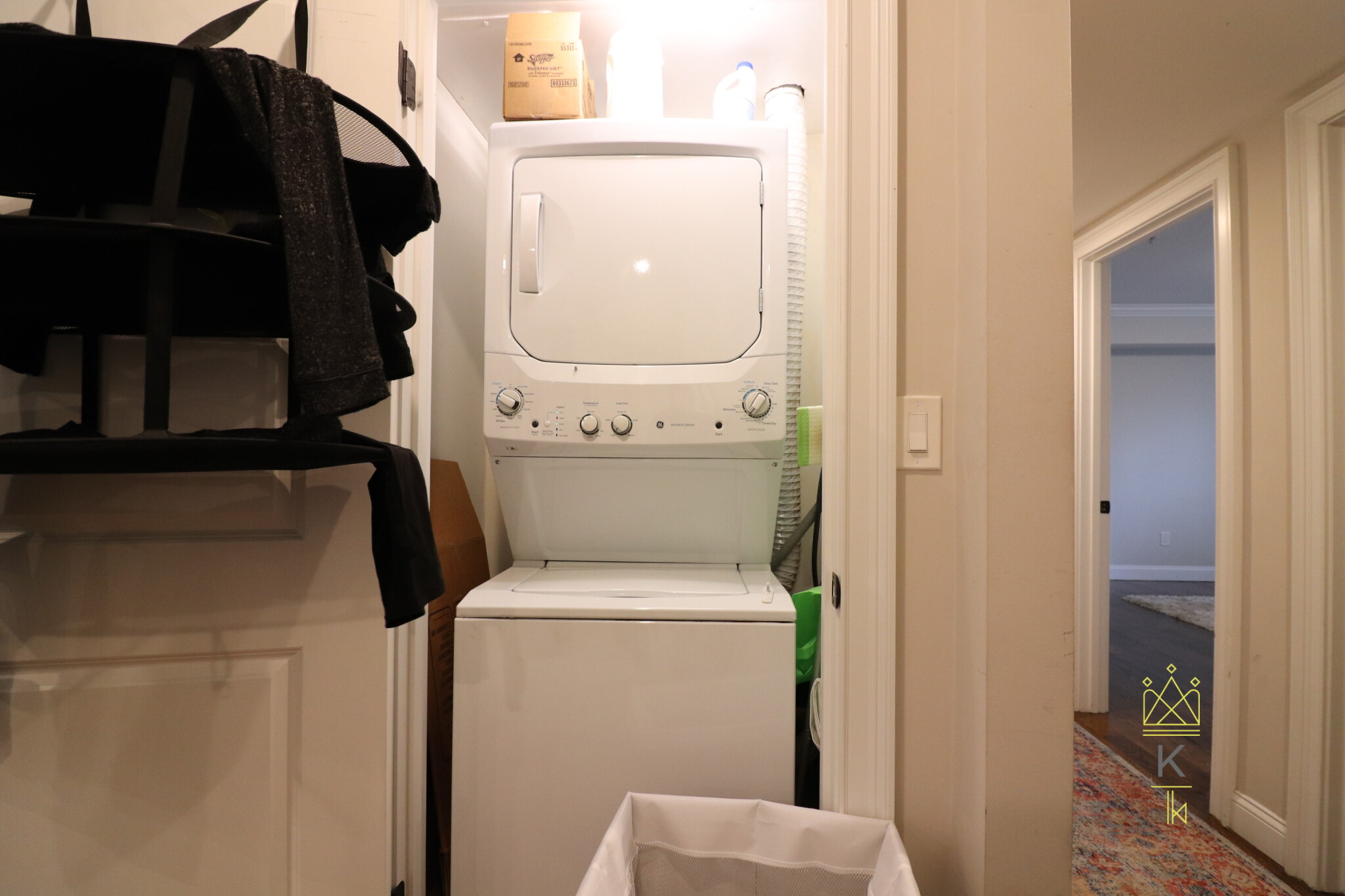 8 Nira Ave, Jamaica Plain