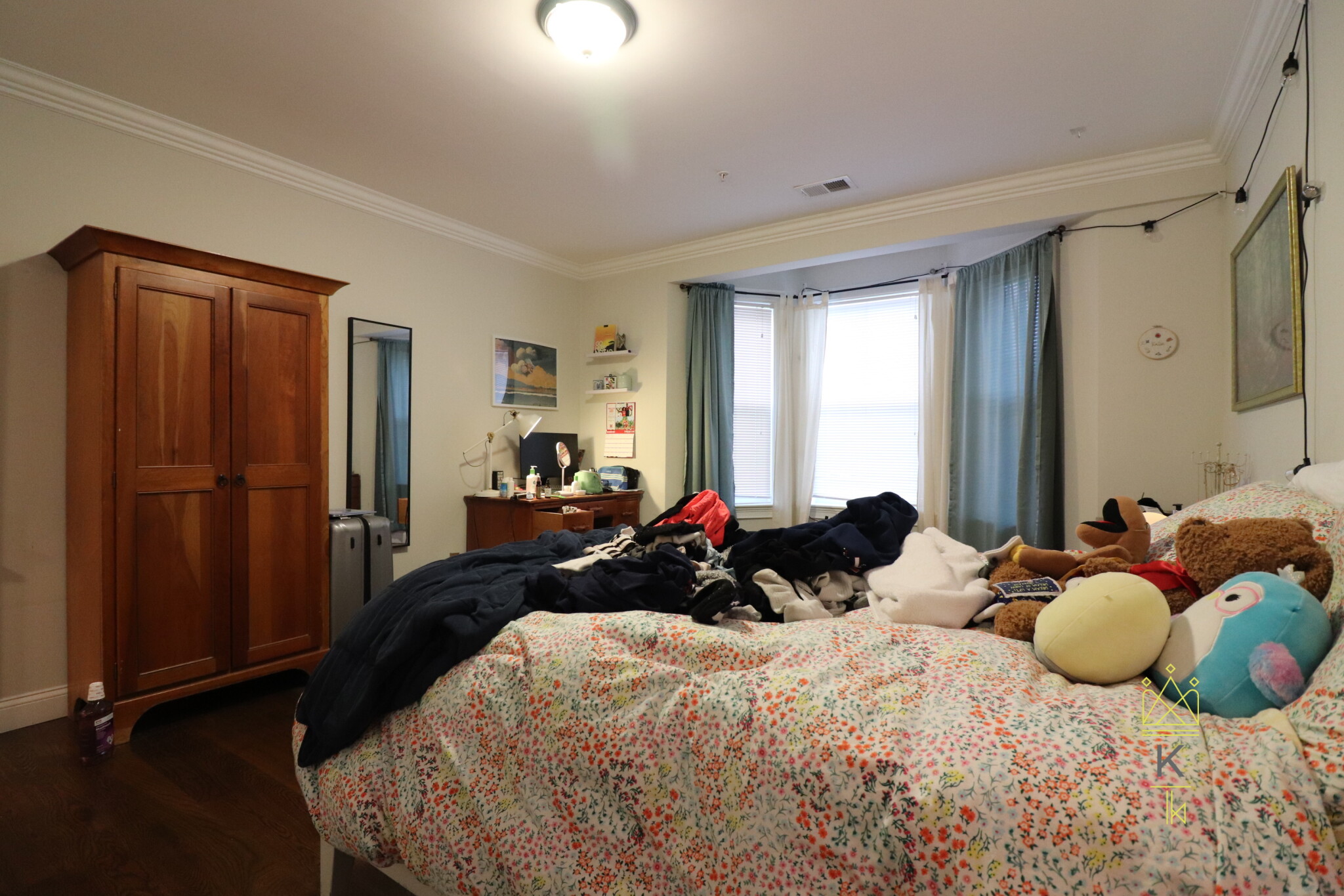 8 Nira Ave, Jamaica Plain