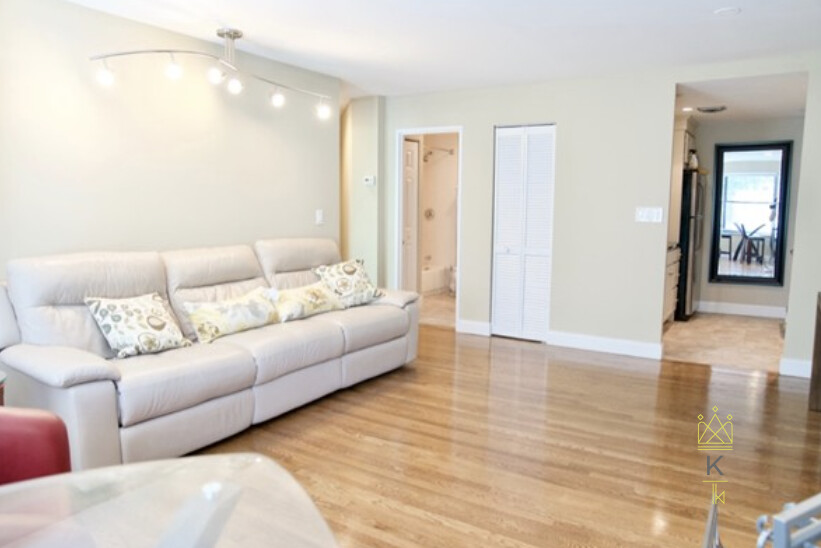 79 Gainsborough, Fenway