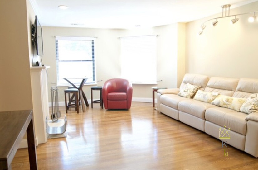 79 Gainsborough, Fenway