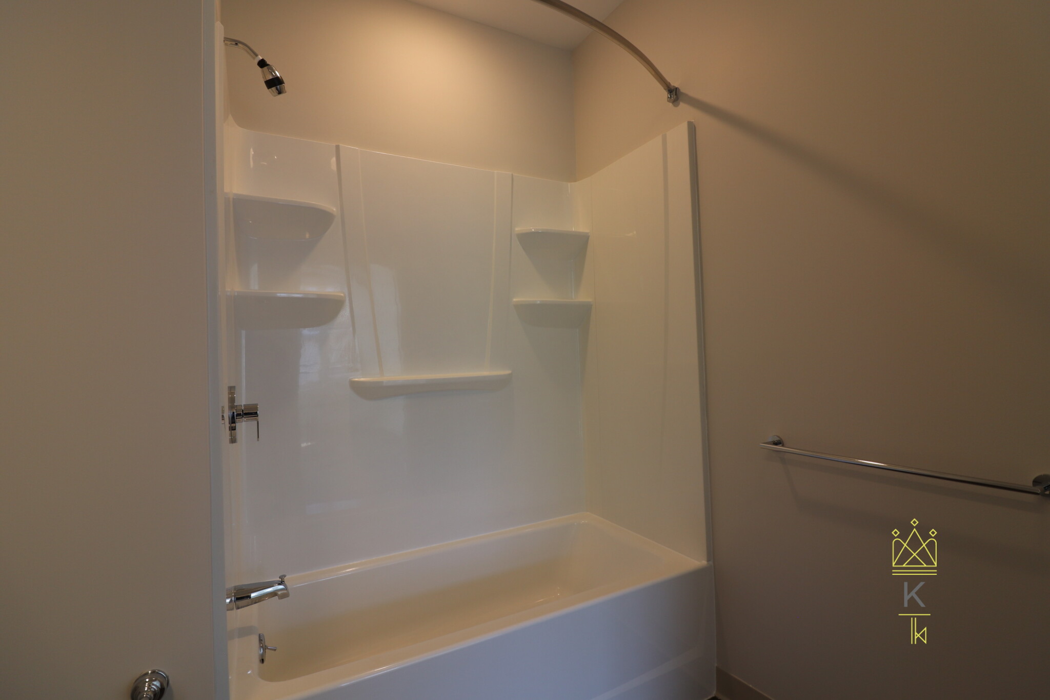 175 Washington St, Brighton