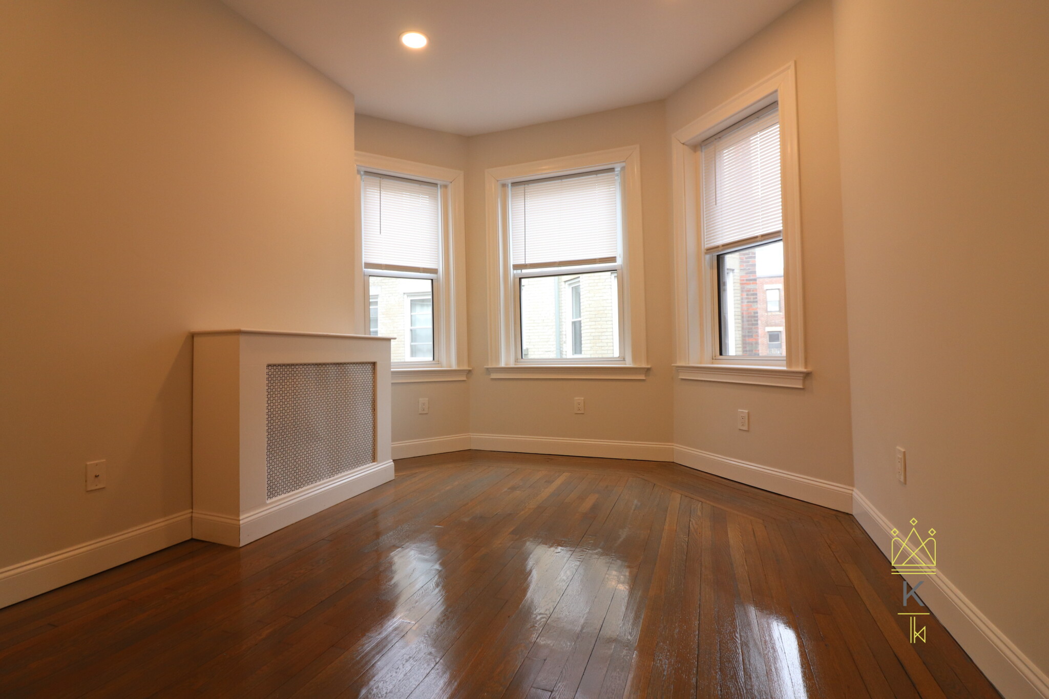 112 Jersey St, Fenway