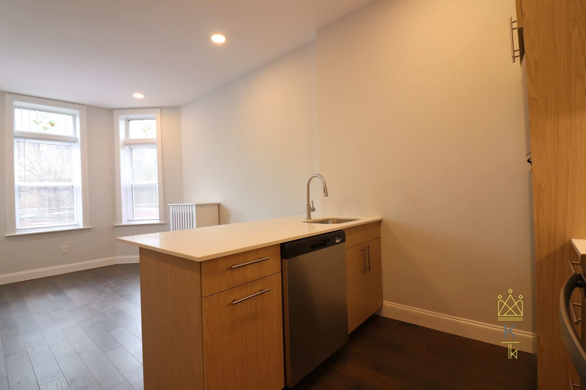 55 Queensberry St, Fenway