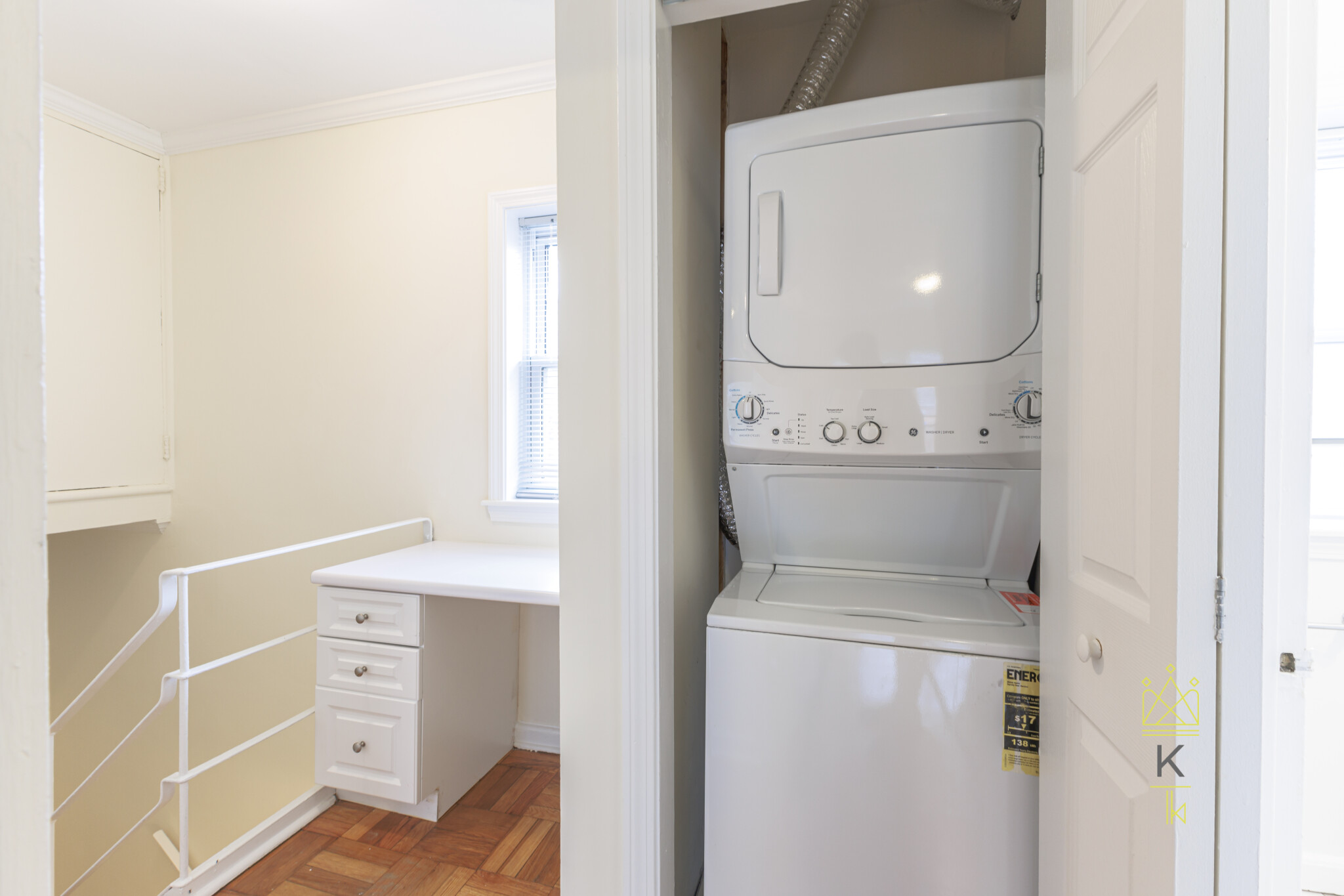 260 Independence Dr, West Roxbury