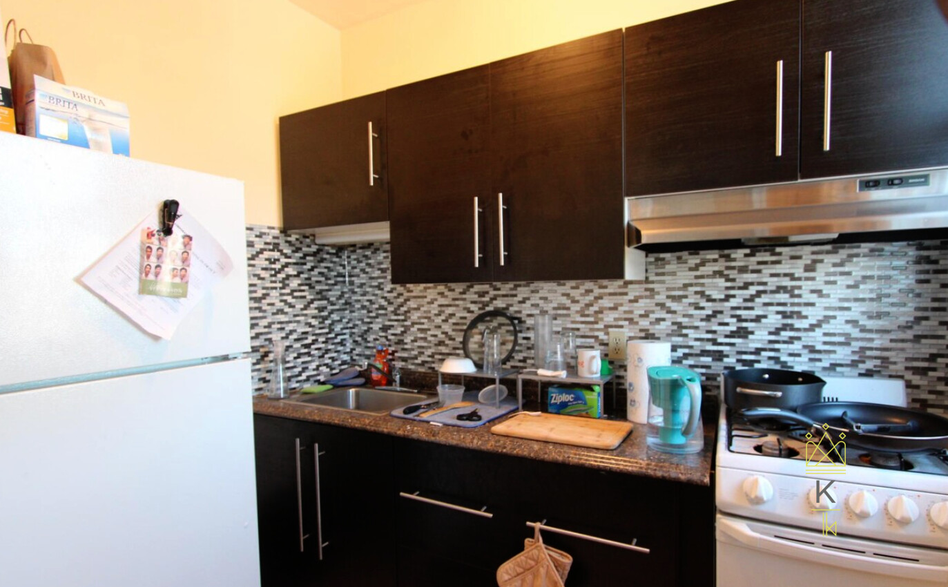 1330 Commonwealth Ave, Allston