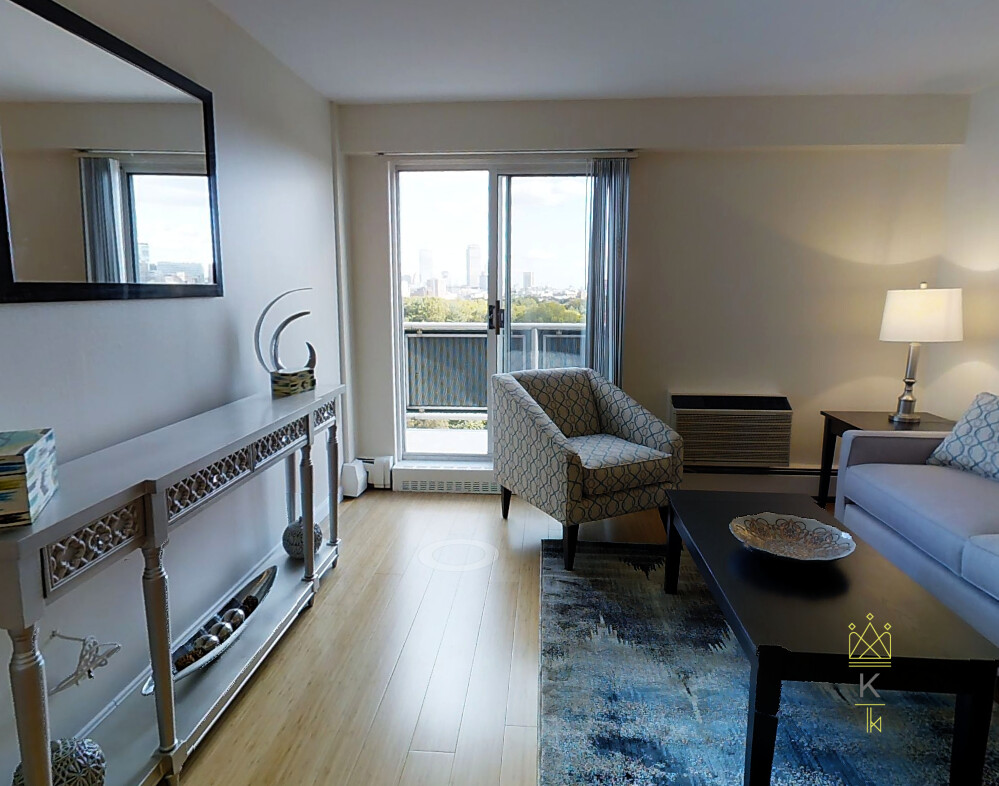 143 Freeman St, Brookline