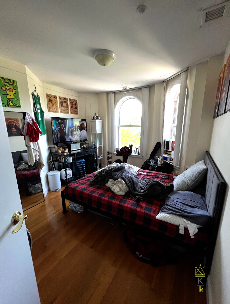 90 Westland Ave, Fenway