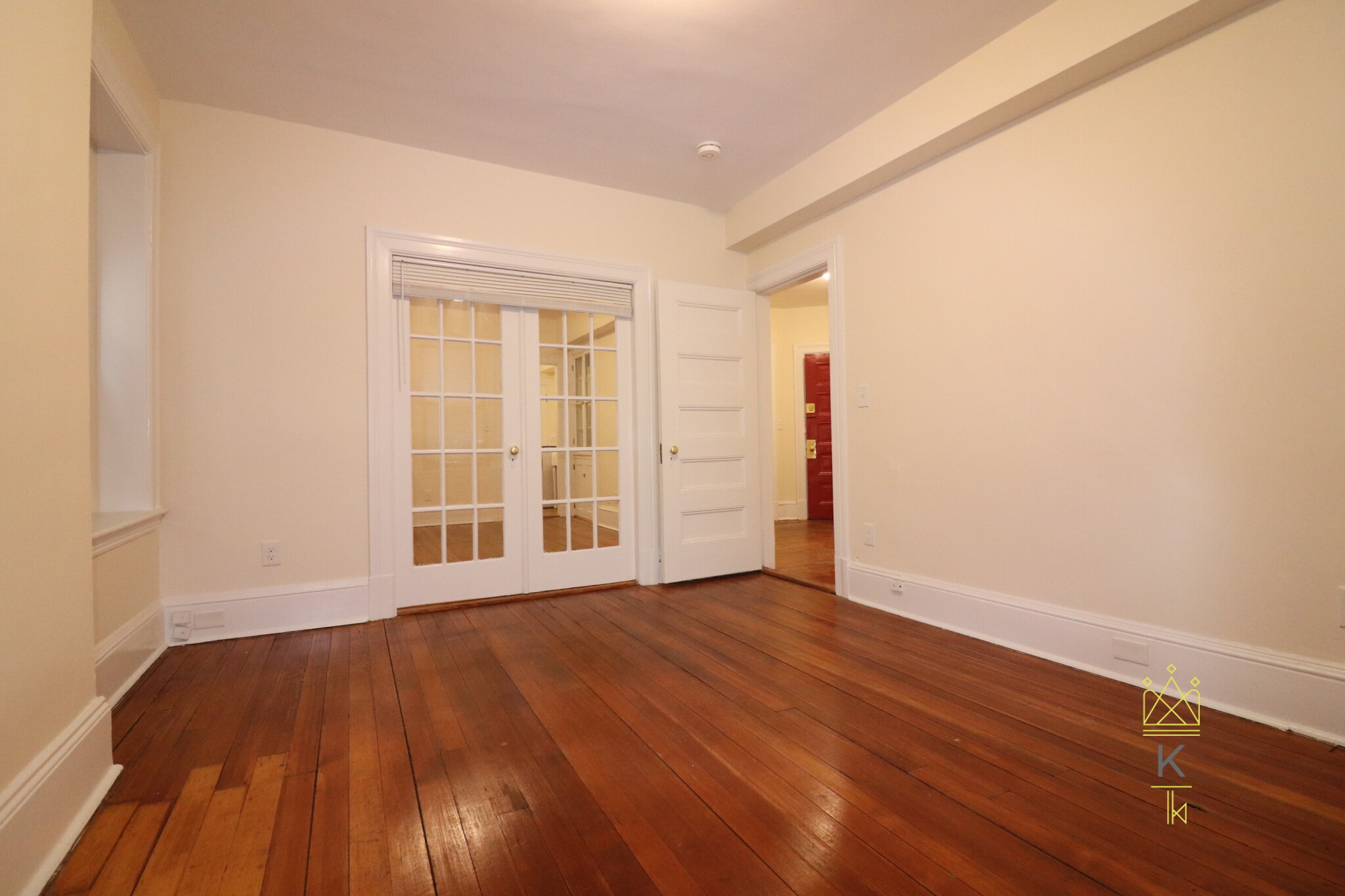 885 Massachusetts Ave, Mid Cambridge