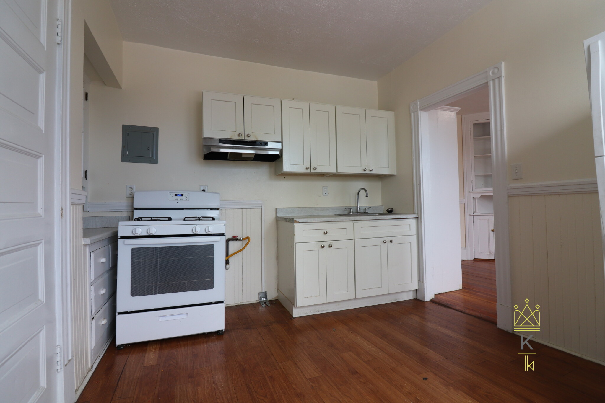 885 Massachusetts Ave, Mid Cambridge