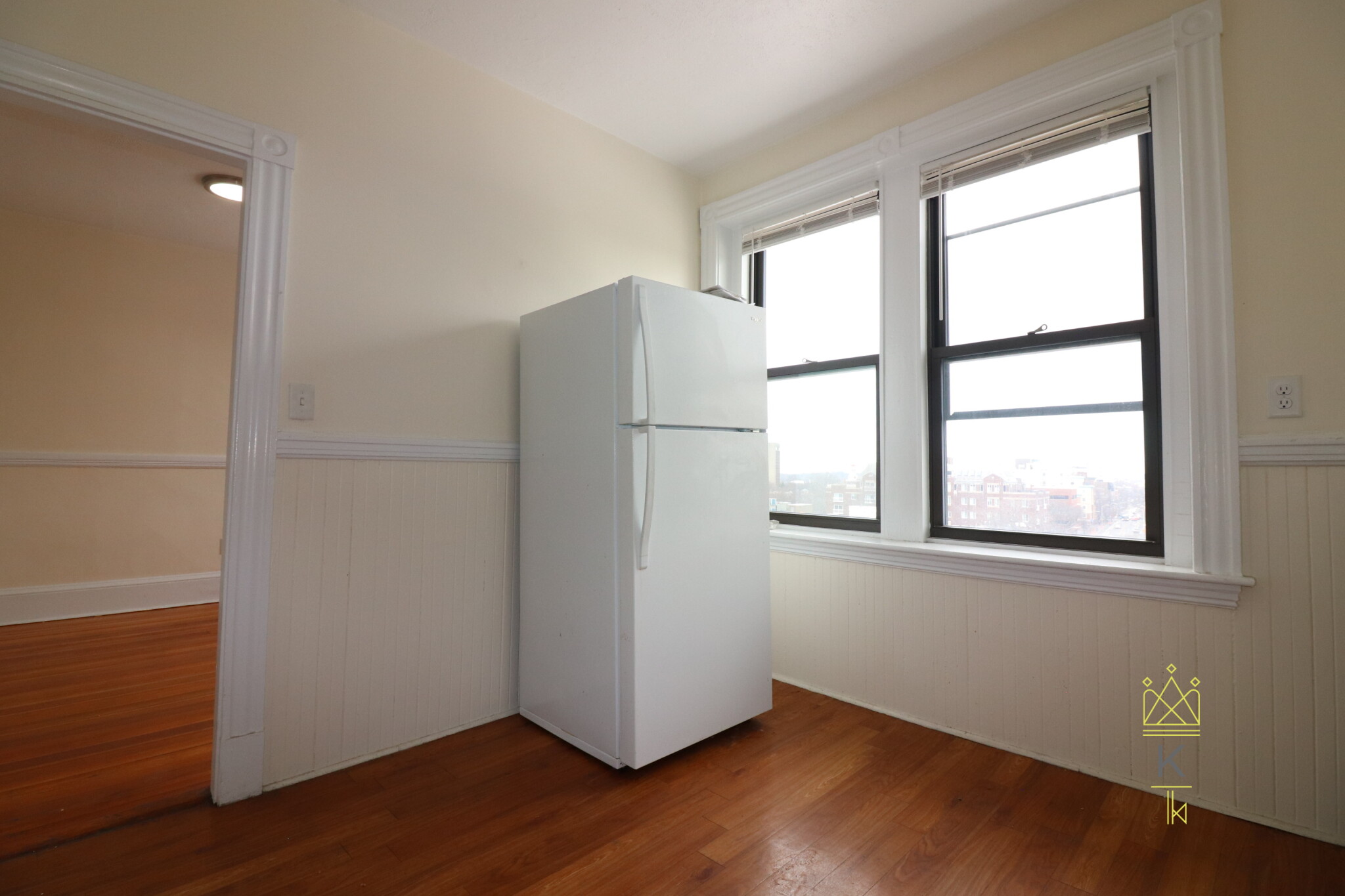 885 Massachusetts Ave, Mid Cambridge