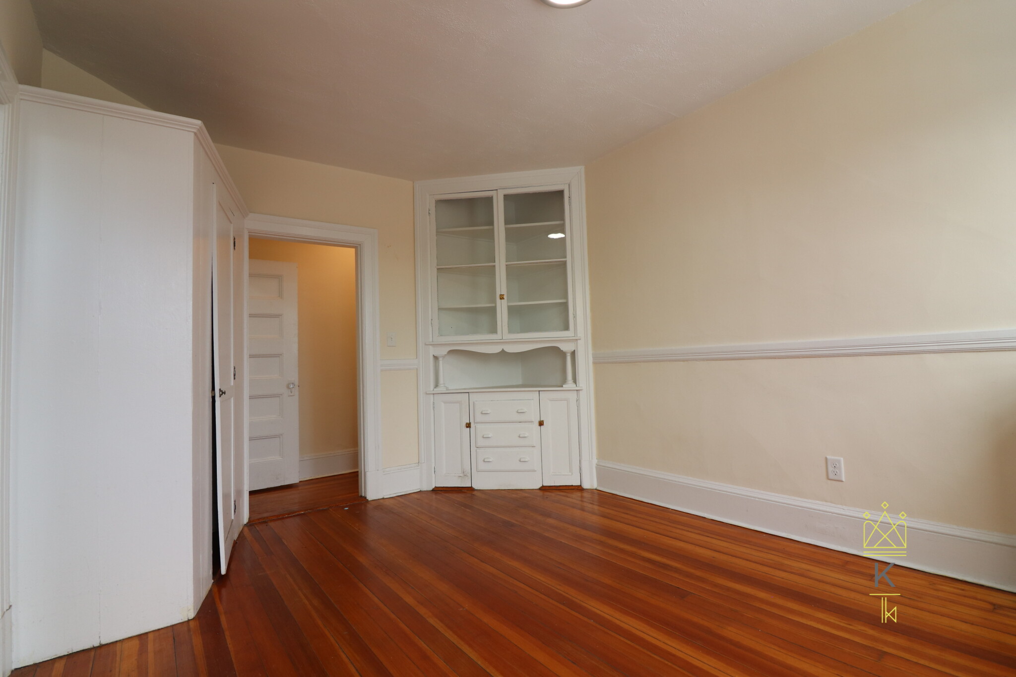 885 Massachusetts Ave, Mid Cambridge